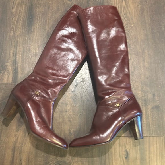 Bally Shoes - Vintage Bally burgundy boots 8N